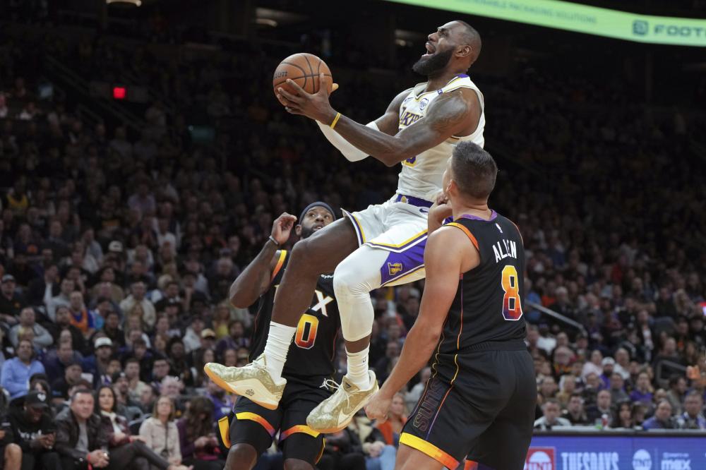 无论场上如 无论场上如