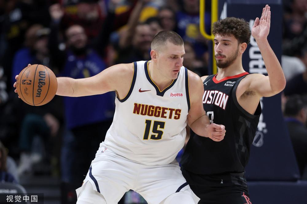 低平球传中 低平球传中